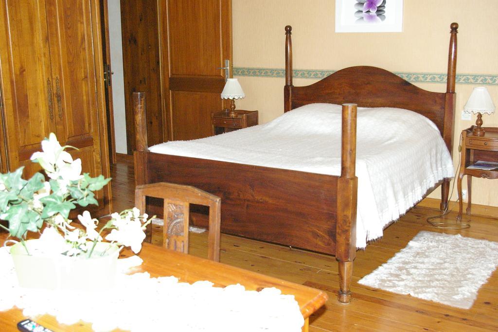 Chambres D'Hotes Du Maine Lalinde 部屋 写真